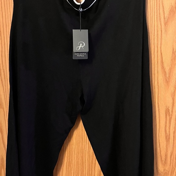 Adrianna Papell Pants - Adrianna Papell Black Top with Contrast White Trim